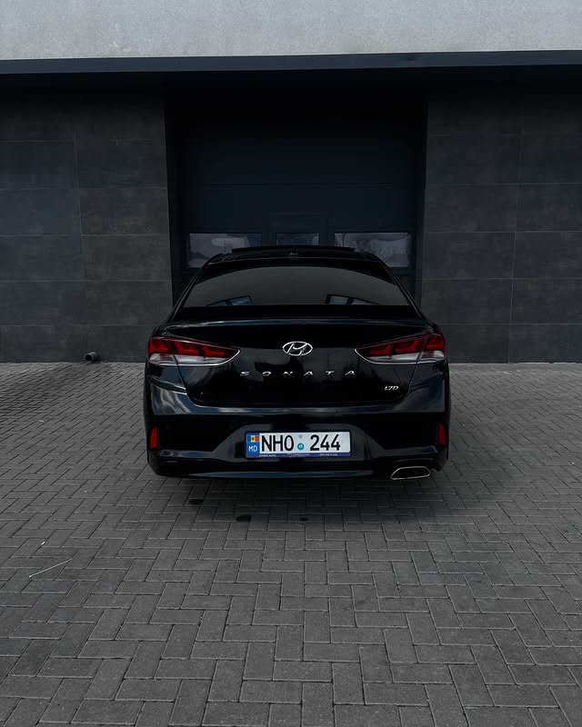 Hyundai Sonata 2018 3