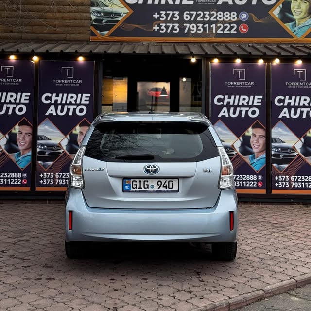 Toyota Prius 2015 3